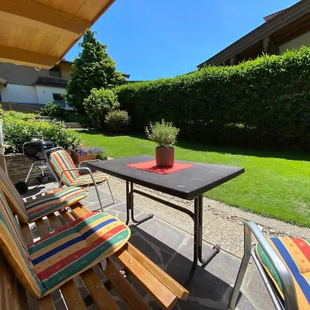 Gartenwohnung An Der Familienabfahrt شقة بريكسن ام تاله