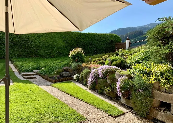 Gartenwohnung An Der Familienabfahrt Apartmán