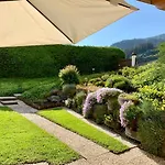 Gartenwohnung An Der Familienabfahrt Апартаменты