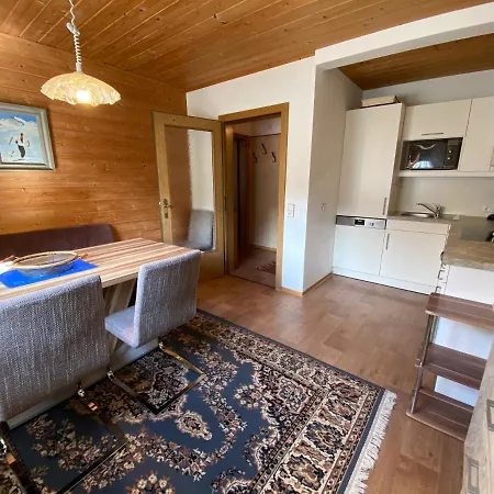 Gartenwohnung An Der Familienabfahrt Apartament